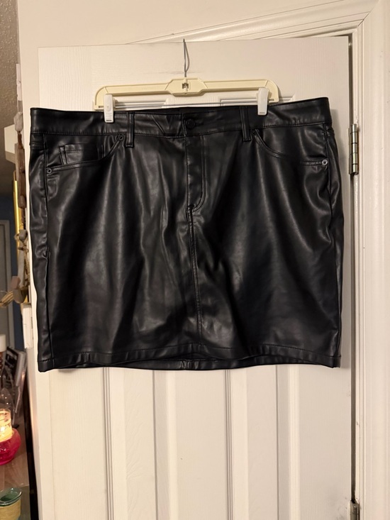 torrid Dresses & Skirts - torrid Black Faux Leather Mini Skirt